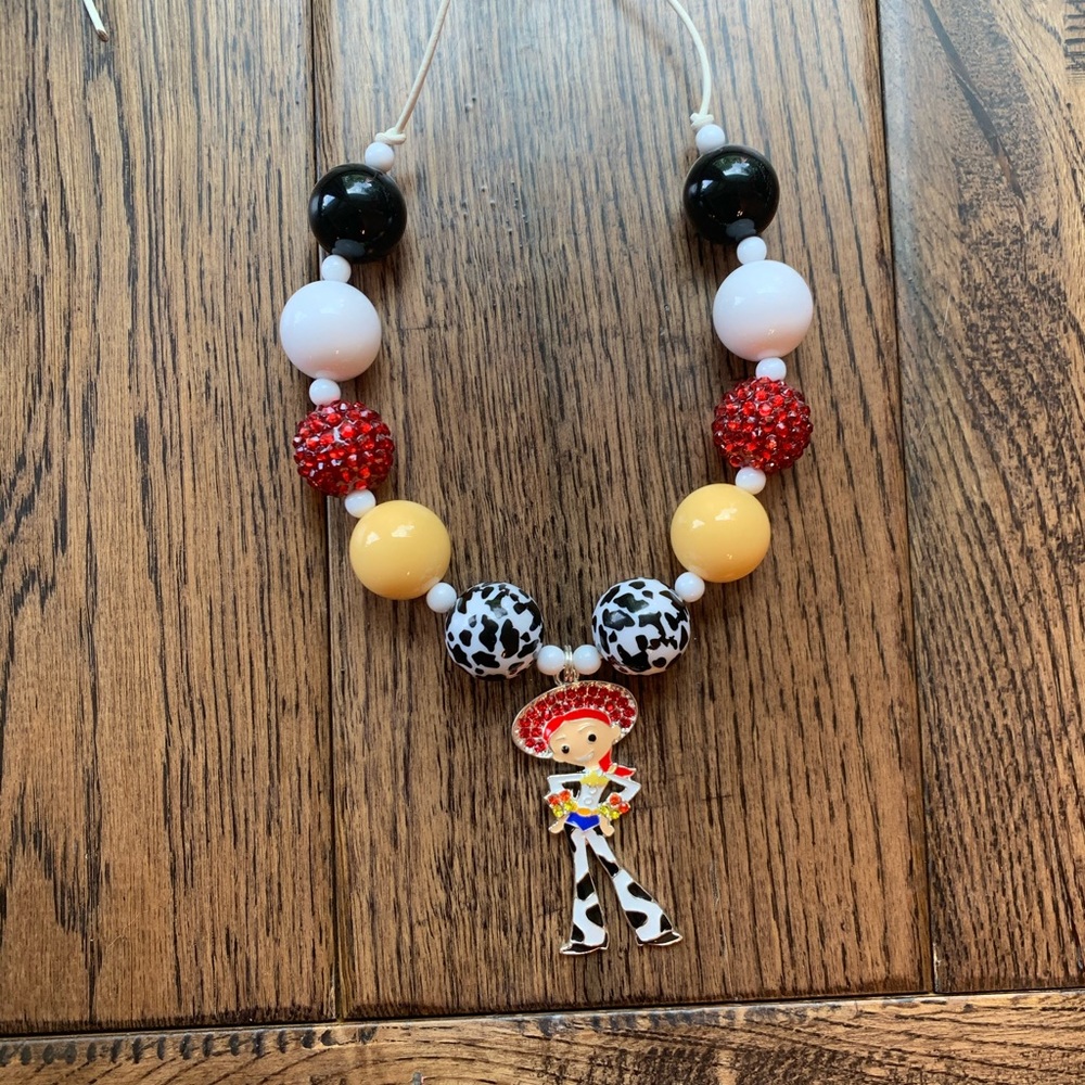 Chunky bead necklace